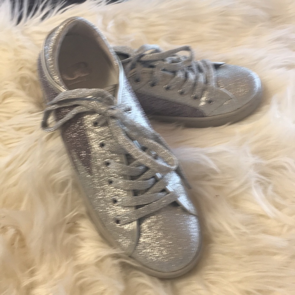 Gianni Bini tennis shoes
